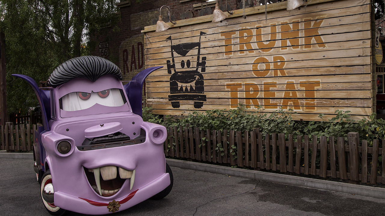 CARS LAND HAUL-O-WEEN - Everyone’s favorite Cars characters have transformed 