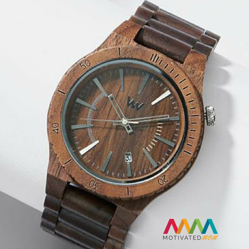 wooden-watch-for-Christmas-list